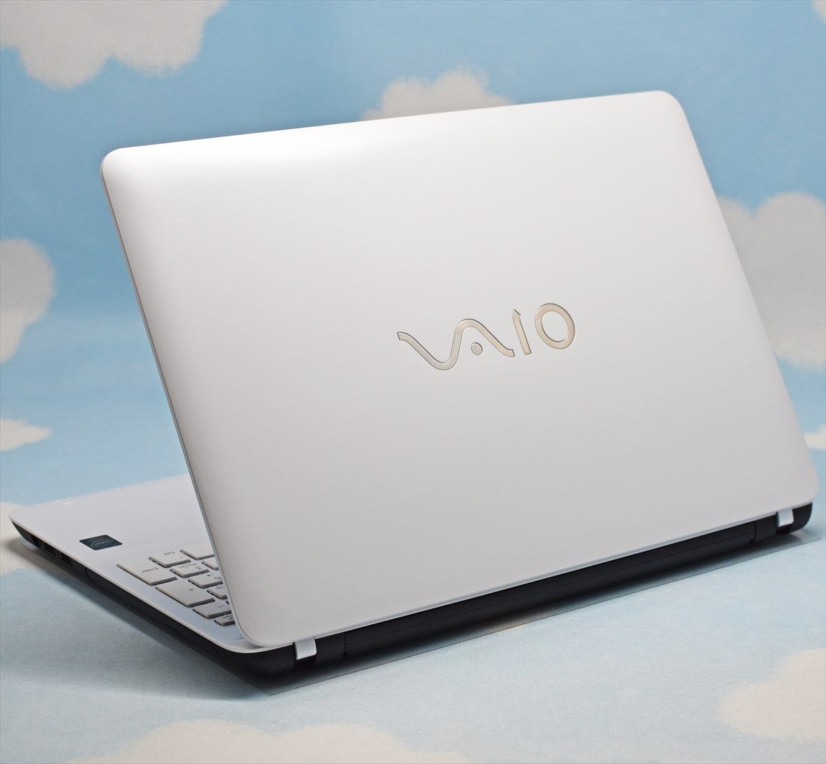 人気のVAIO！ 8GBメモリ Bluetooth、カメラ、マイク、WIndows11、大