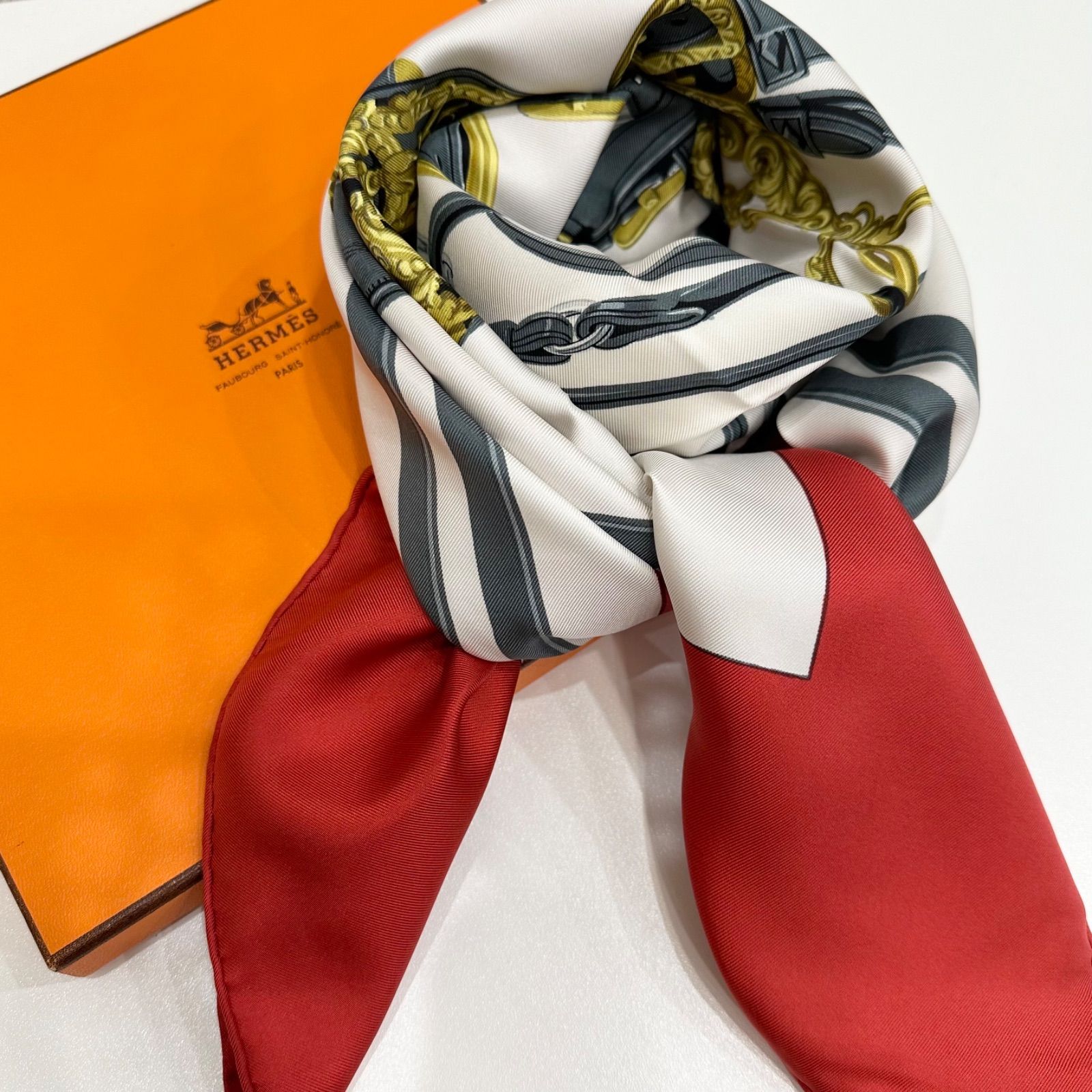 HERMES エルメス スカーフ 赤 /カレ90/BRIDES de GALA/ HERMES