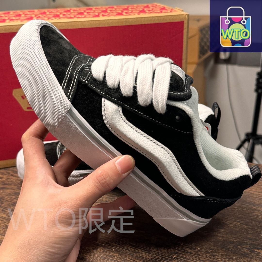 のわーる 今日特価】Vans Knu-Skool クラシック ブラック & シルバー