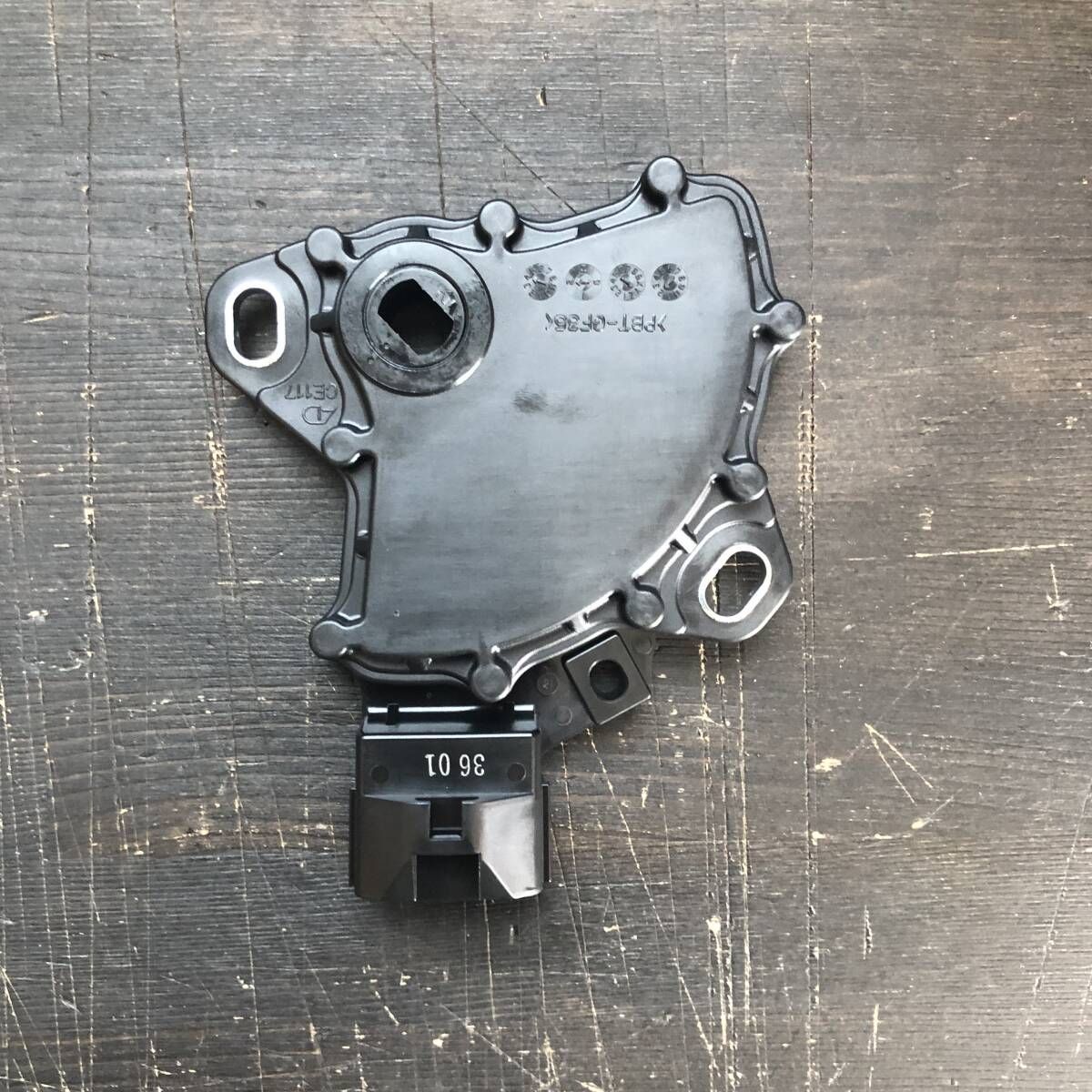 売約済♡ スズキ 純正 SX4 スイッチ シフト SWITCH SHIFT 37720-54LS0-000