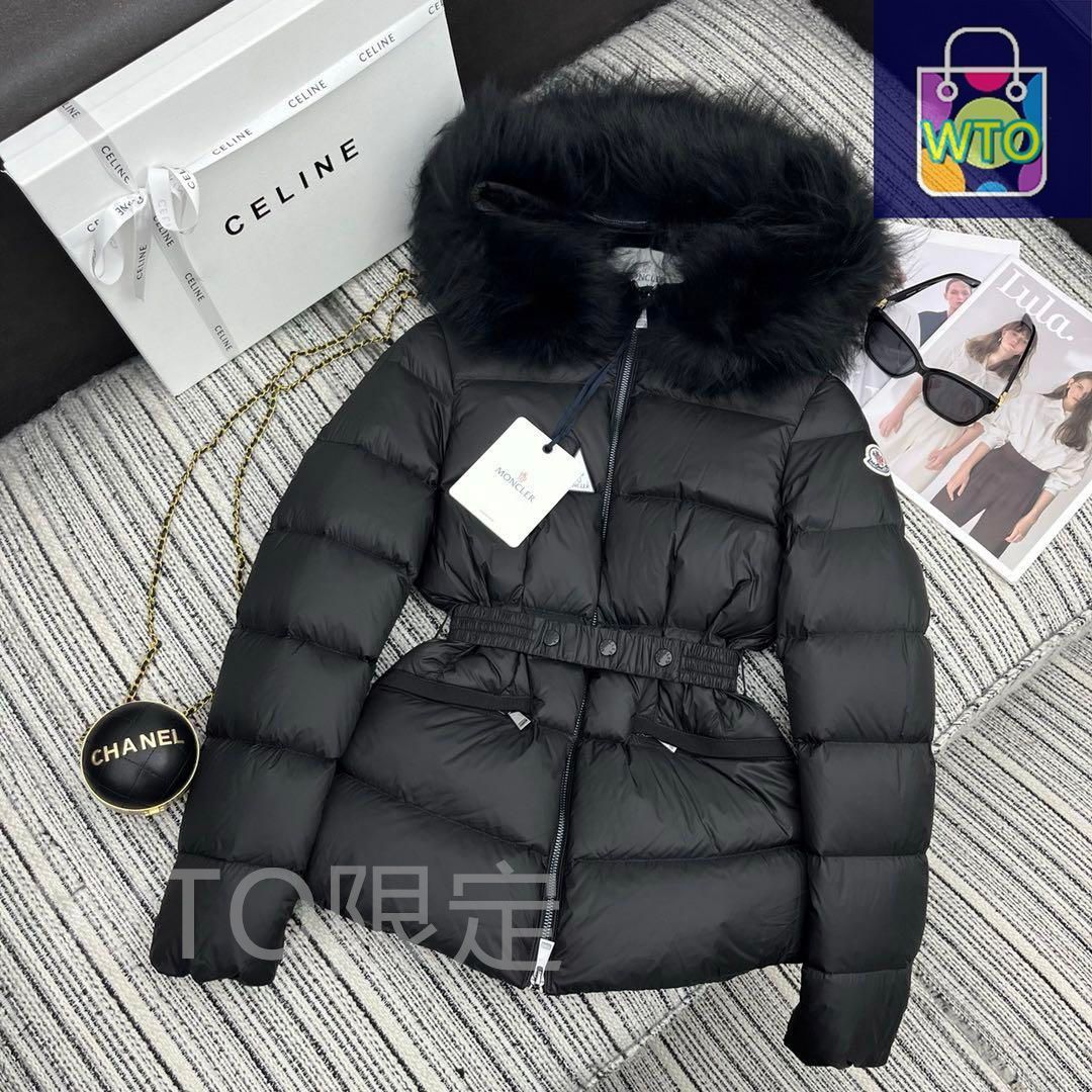 MONCLER モンクレールダウンジャケット フード付きベルト付き