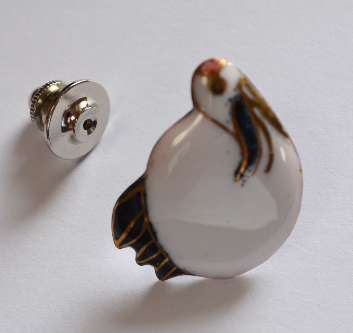 純銀】 七宝焼 ピンブローチ 作家物 鶴岡鉦次郎作 シルバー - メルカリ