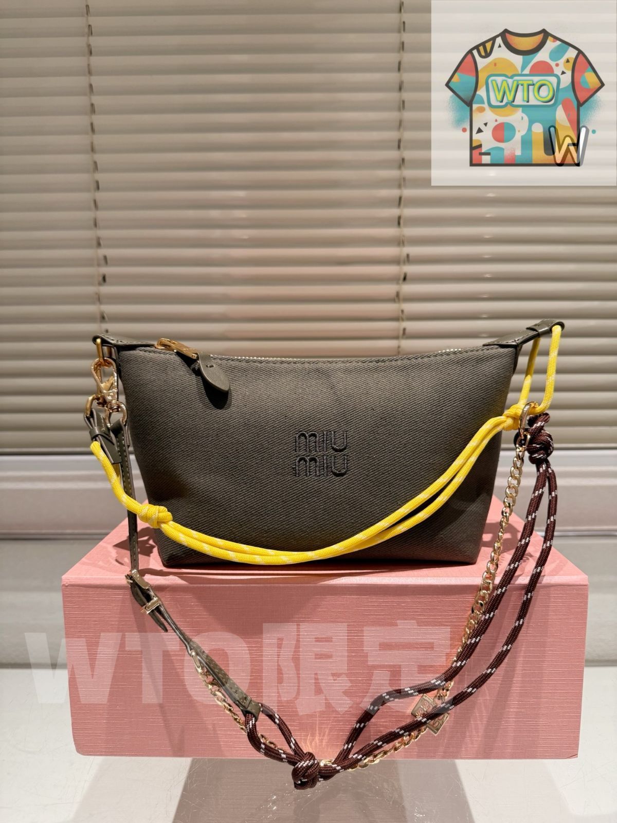 m♡出品 エムズエキサイト ems excite ラメ混ZIPパーカー （BLK1