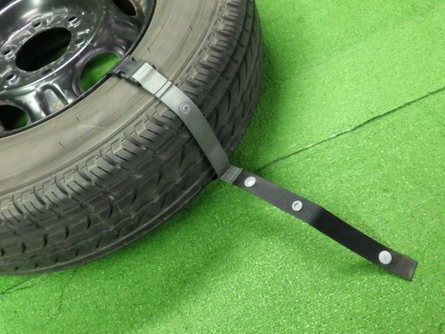 NV350キャラバン LDF-CW8E26 スペアタイヤ 9087中古 40300-VX207 NV350キャラバン LDF-CW8E26 スペアタイヤ 9087中古 40300-VX207