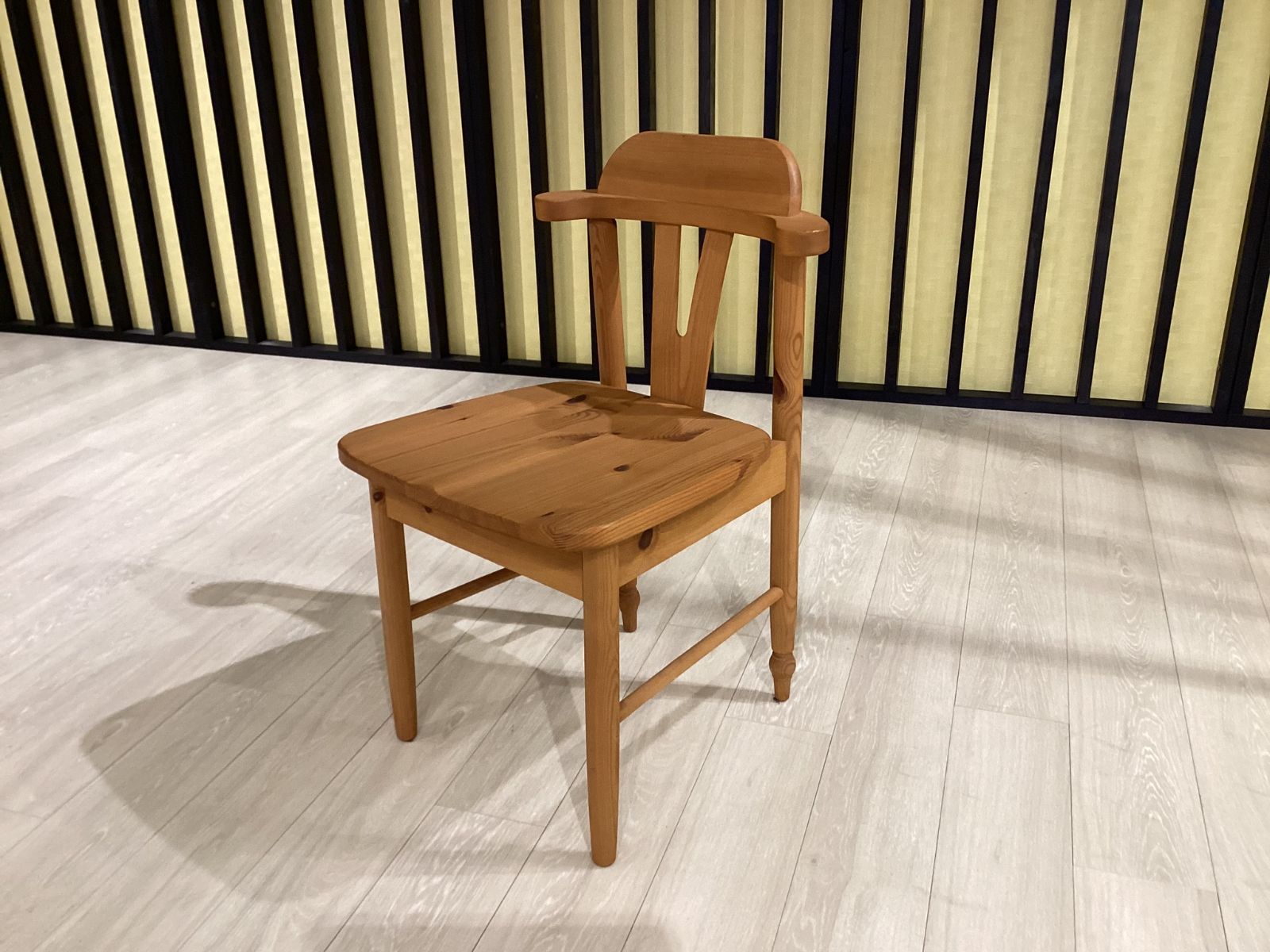 CHARDONNAY(シャルドネ) 自然素材の家具 ダイニングチェア