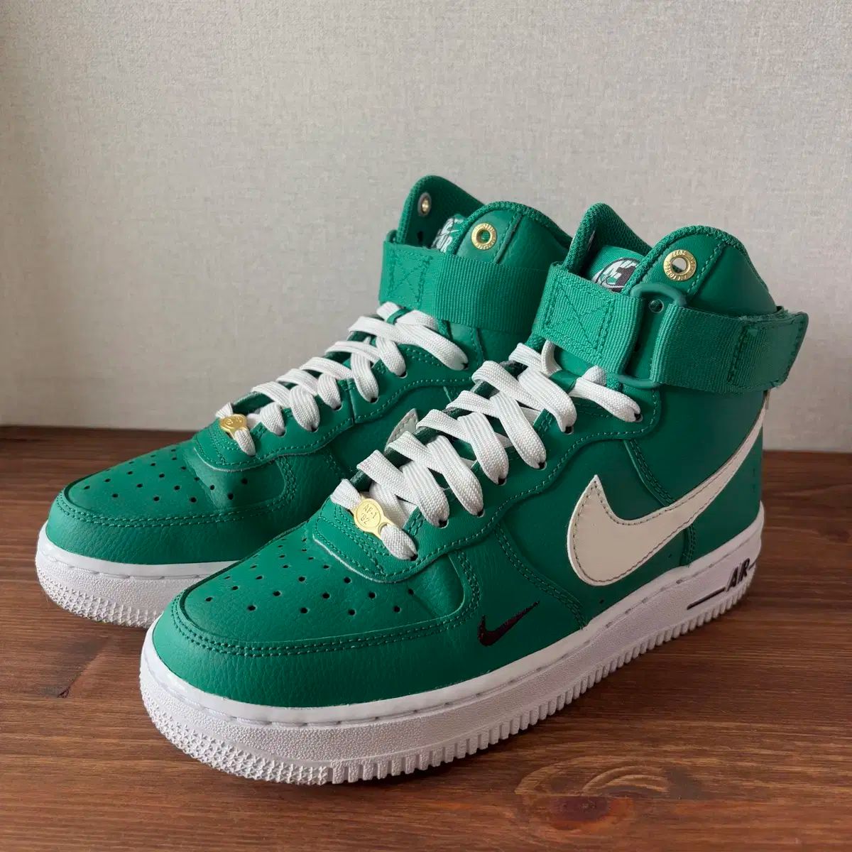 Nike NIKE(ナイキ) エアフォース 1 ハイ SE 40 記念日 マルカライト ブラウン玄武岩