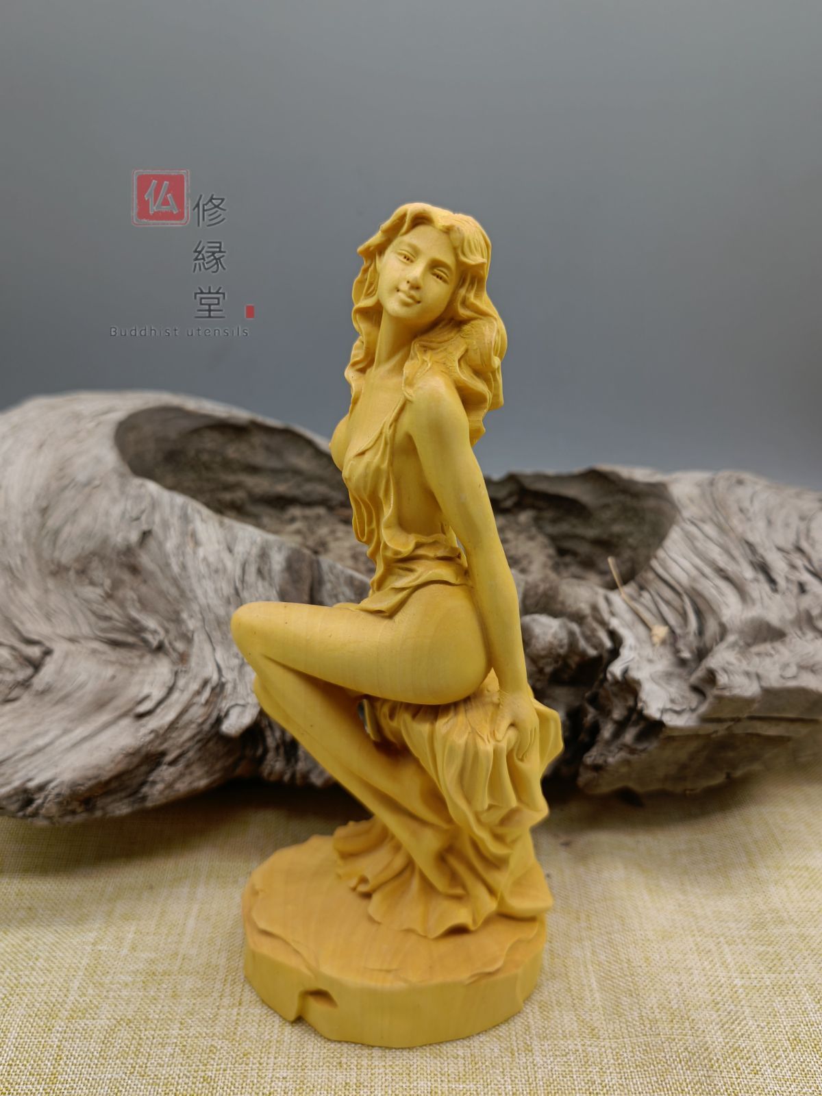 修縁堂】極上品 木彫り 置物 裸婦座像 美人像 彫刻 柘植材 文遊び工芸