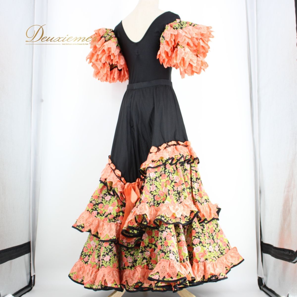 【美品 フラメンコ衣装】ピンク×豪華ボランテ Manzanilla 上下セット 美品 スペイン製 フラメンコ衣装】グリーン×豪華ボランテ 上下