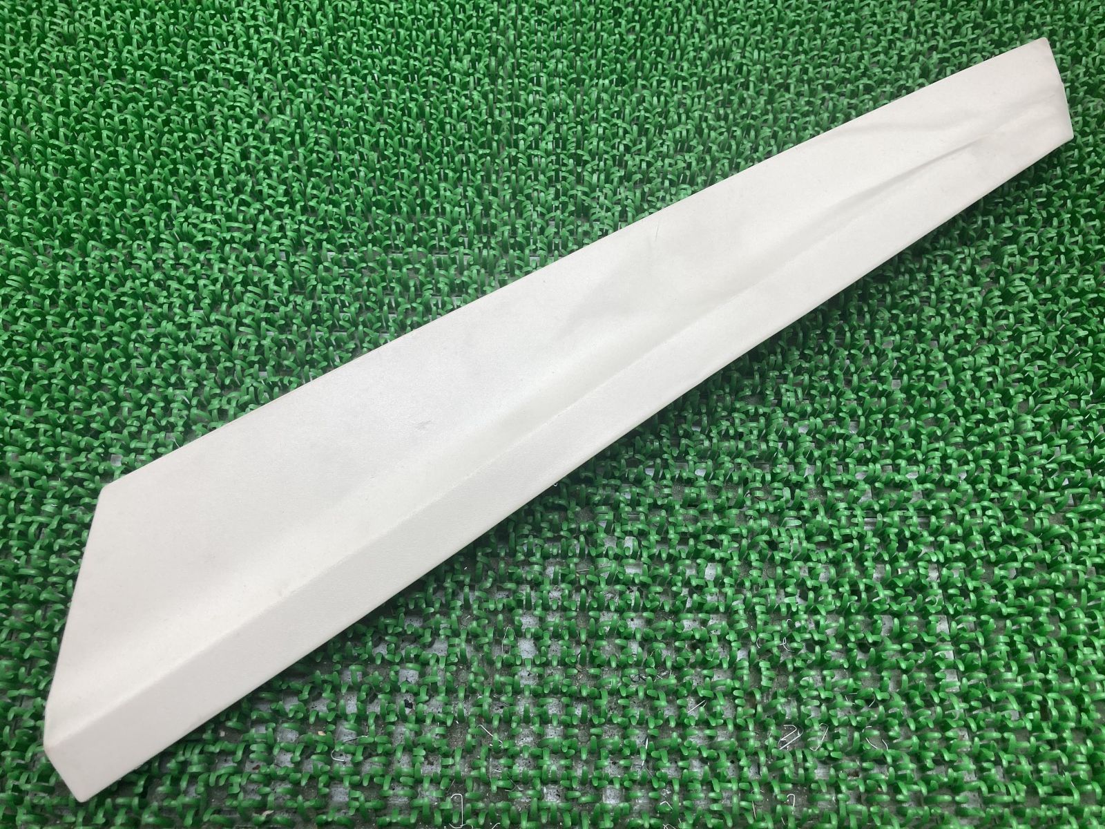 ジョグ サイドカバー 右 在庫有 即納 ヤマハ 純正 新品 バイク 部品 廃盤 在庫有り 即納可 JOG 車検 Genuine