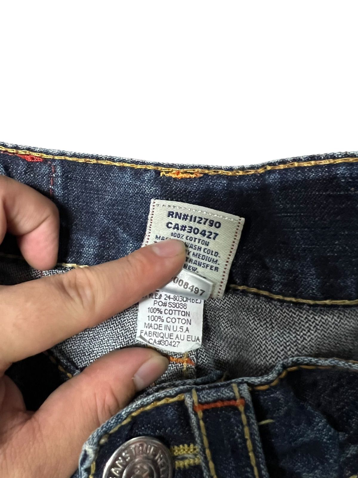 io着用 TRUE RELIGION 