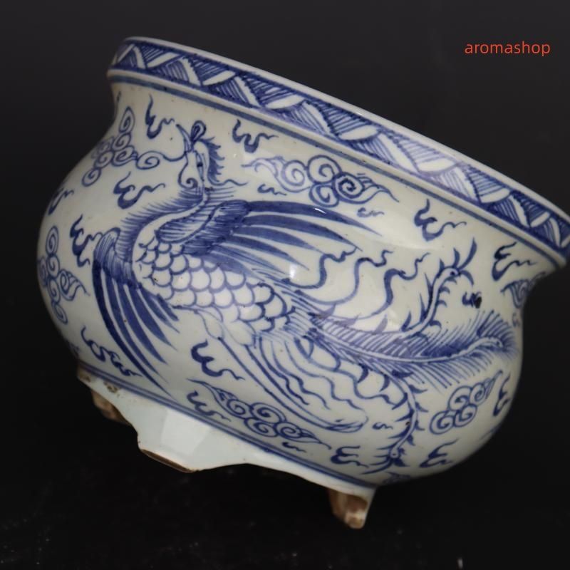 青花双鳳紋三足香炉 焼香炉 奉納香炉景徳鎮 陶磁器 現代工芸品 置物 青花双鳳紋三足香炉 焼香炉 奉納香炉景徳鎮 陶磁器 現代工芸品