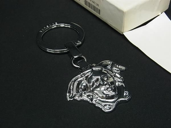 VERSACE ヴェルサーチ メデューサ キーリング キーホルダー バッグチャーム レディース メンズ シルバー系 FI9632