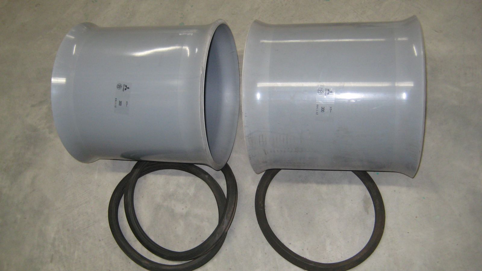 三菱 リブ管用補修カラー YR-PRP 300 2ヶ 1999年製 リブ用パッキン3ヶ付 リブ管300Aの補修に使用