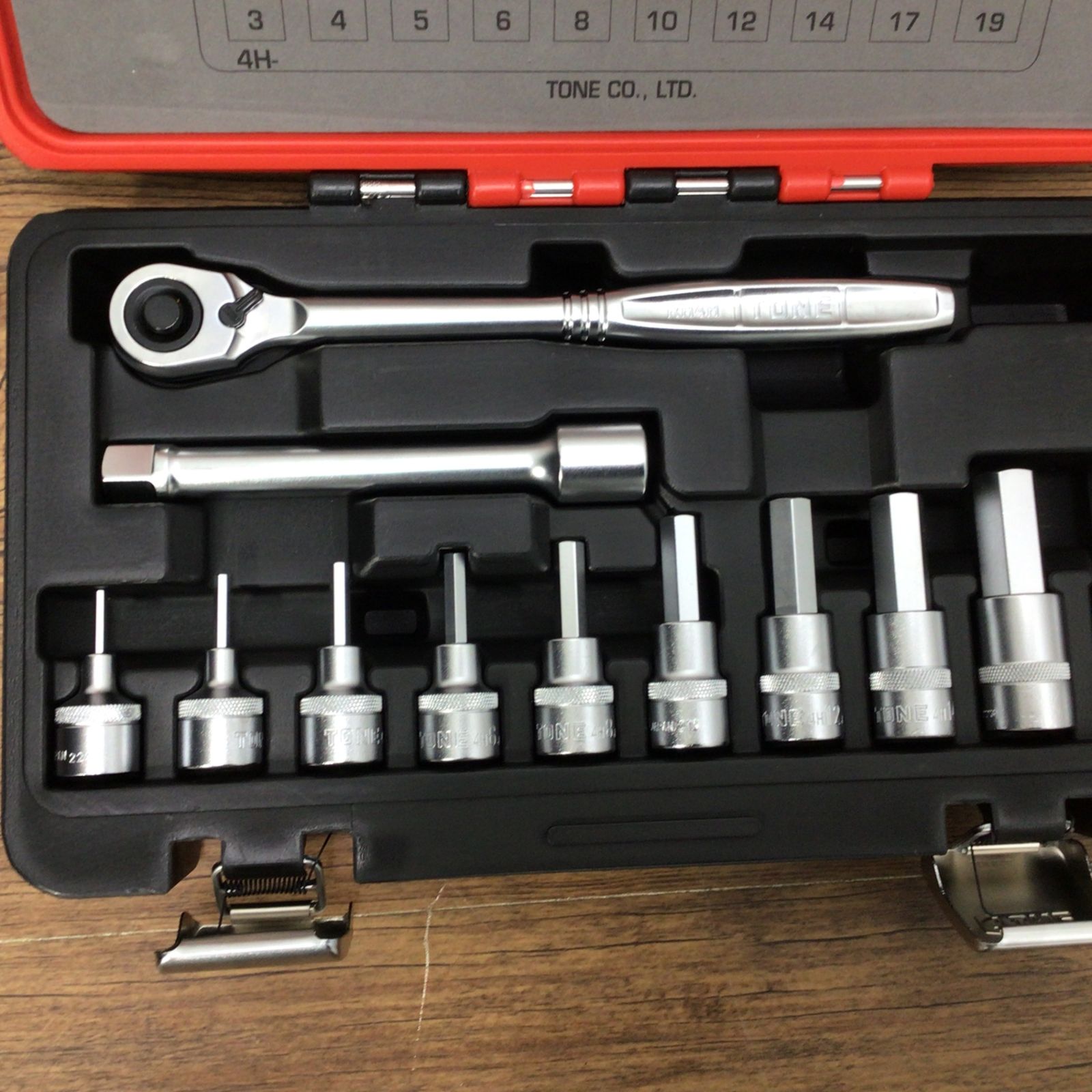 TONE　12.7SQ　ソケットレンチセット　4130MP　新品 \u20ac\u20acTONE トネ 12.7sq ソケットレンチセット 4130MP