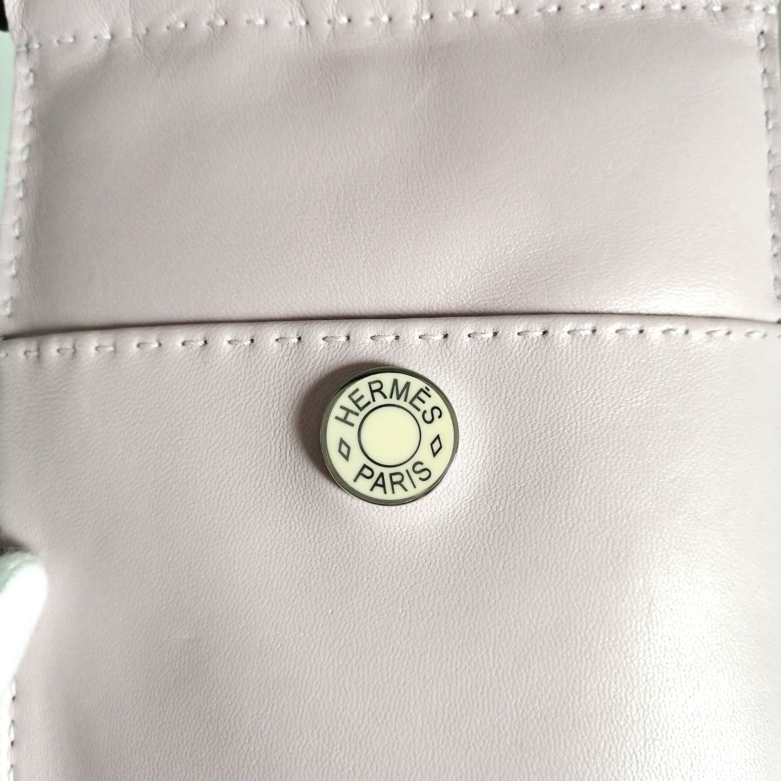 ❤美品❤　エルメス　HERMES　ピロ　スマートフォンケース　ポーチ　929 美品 エルメス HERMES ピロ ポシェット スマホポーチ 薄紫 【929