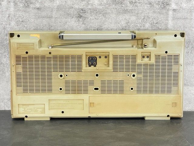 貴重】 東芝 ステレオラジオカセットレコーダー BOM BEAT RT-S83 貴重