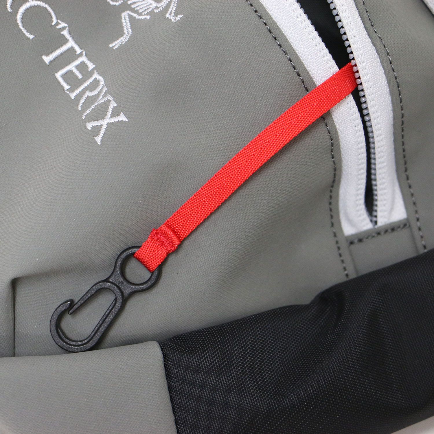 ショルダーバッグ |