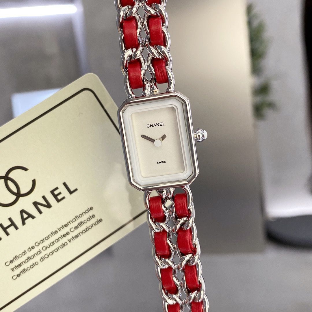シャネル CHANEL マトラッセ スクエア レディース 腕時計 F366 CHANEL シャネル プレミエール レディース腕時計 26.1x20mm