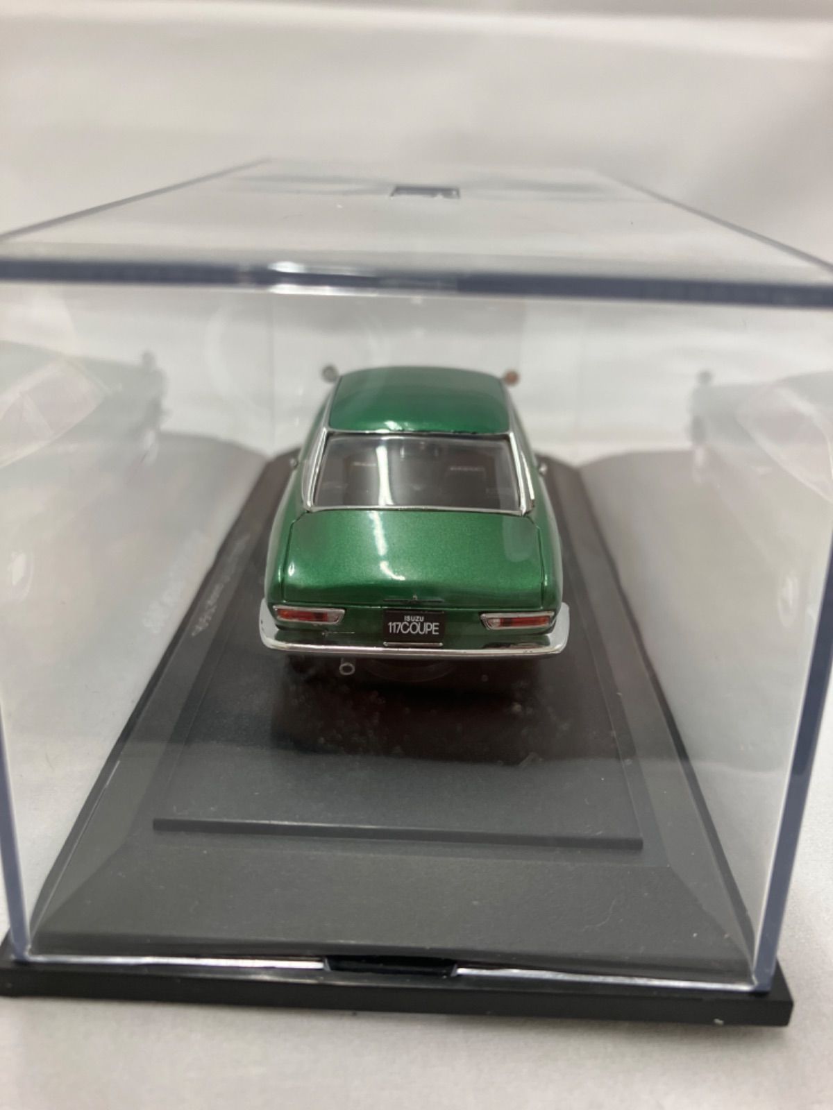 エブロ　1/43　117クーペ　グリーン　外箱なし Amazon | EBBRO (エブロ） 1/43 ISUZU 117 Coupe いすゞ 117