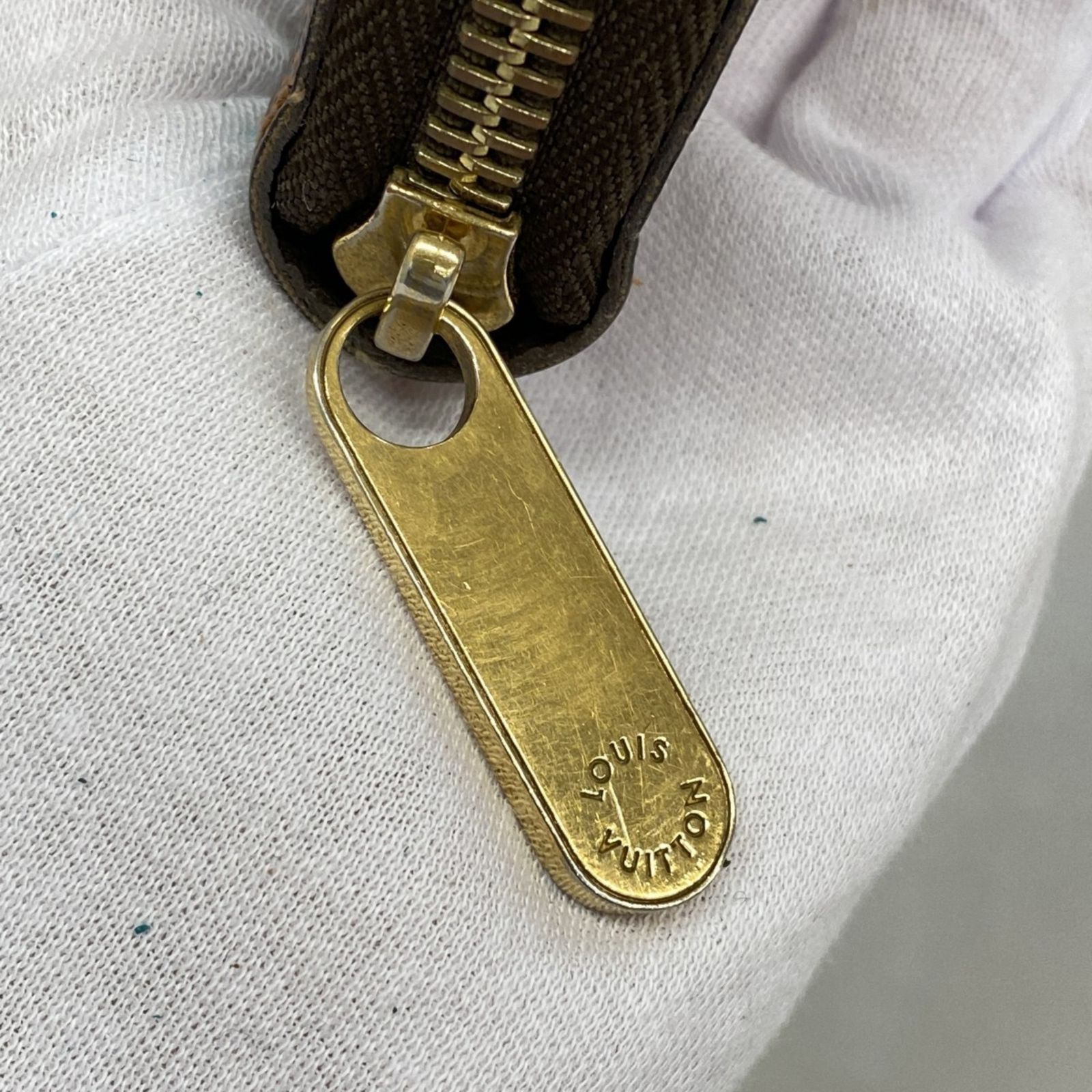 ヴィトン 長財布