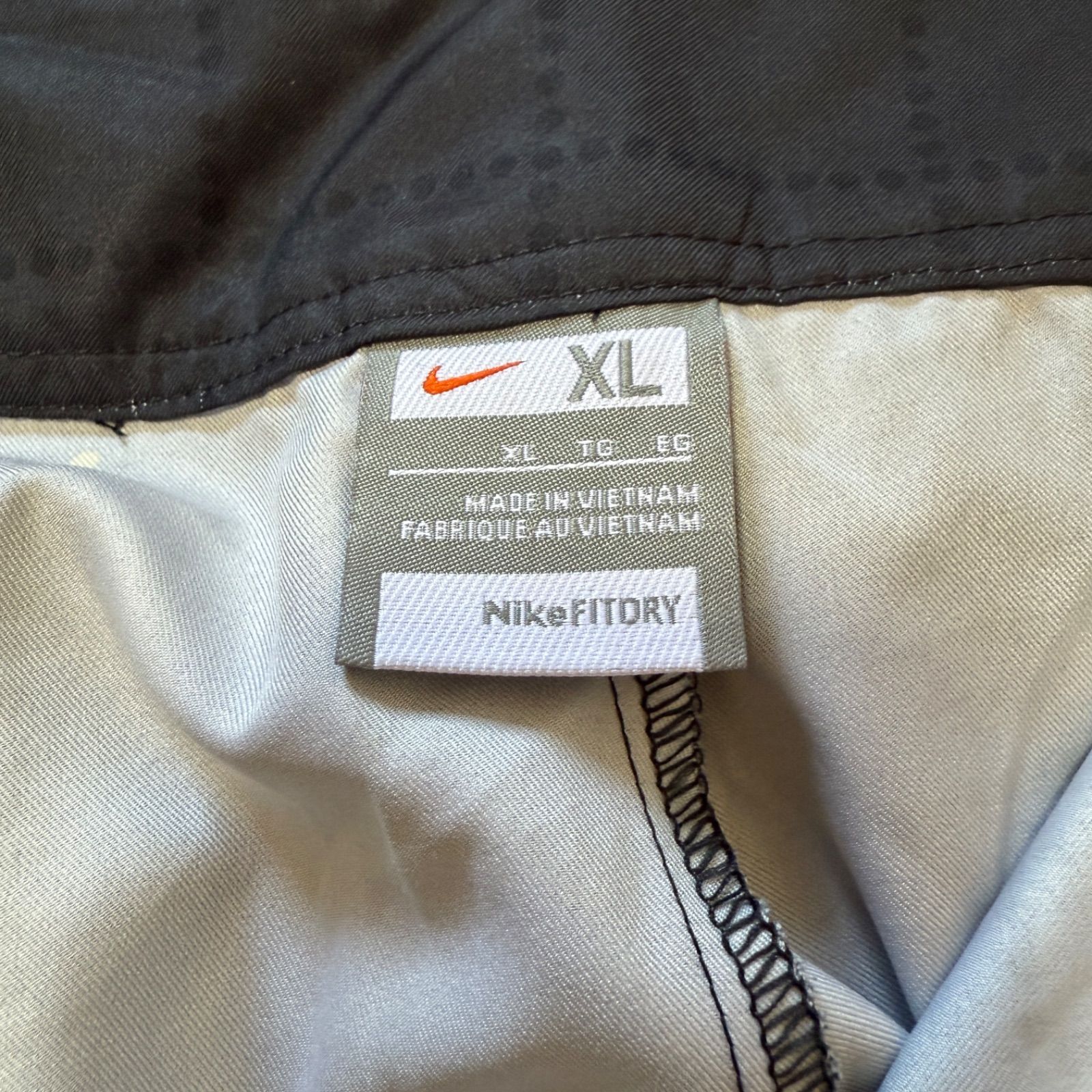 Nike ラファエル・ナダルモデル ハーフパンツ ホワイト　新品未使用　XL NIKE テニス ハーフパンツ ナダルモデル【貴重】｜Yahoo!フリマ