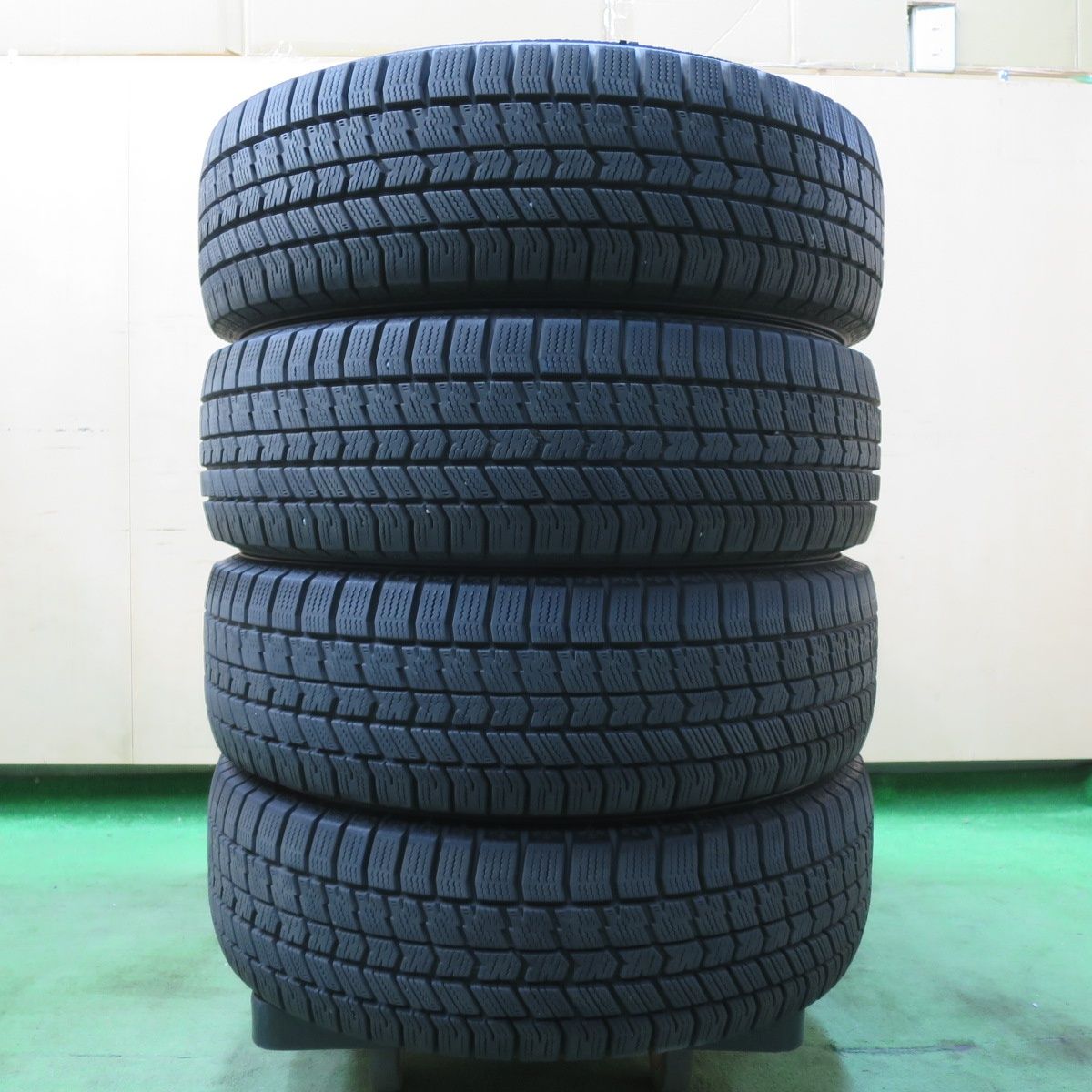 バリ溝 22年 8.5分 スタッドレス 185|65R15 グッドイヤー アイスナビ8 タイヤ 15インチ アクア シエンタ フリード ノート 等 5040307イスタ