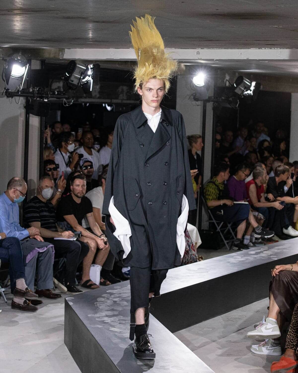 COMME des GARCONS HOMME PLUS 23ss ワイヤーデザインオーバー