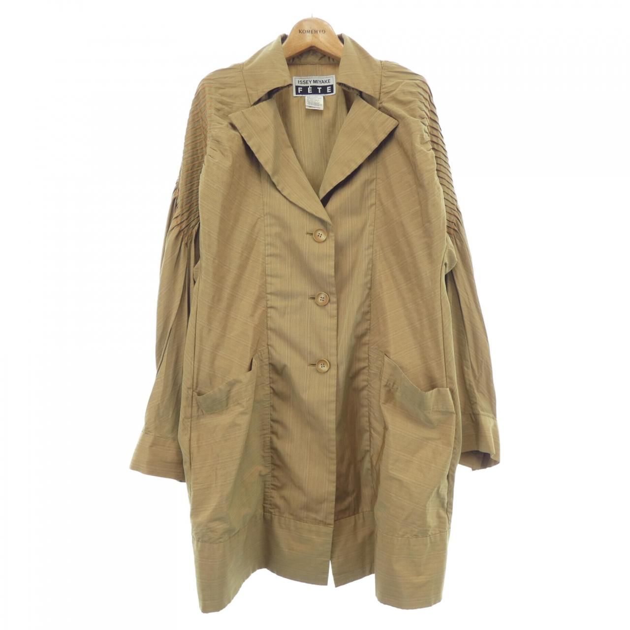 ISSEY MIYAKE コート