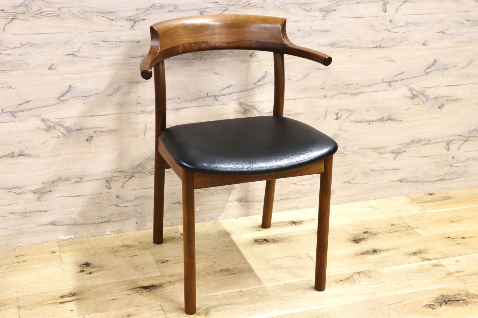 SOUP アームチェア