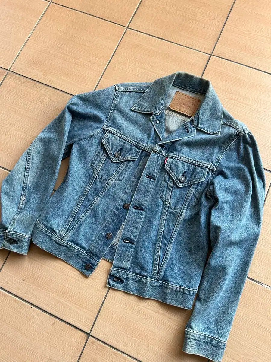 【雷市場（ポンジャン）商品韓国直送】 90s japan levis 3rd type