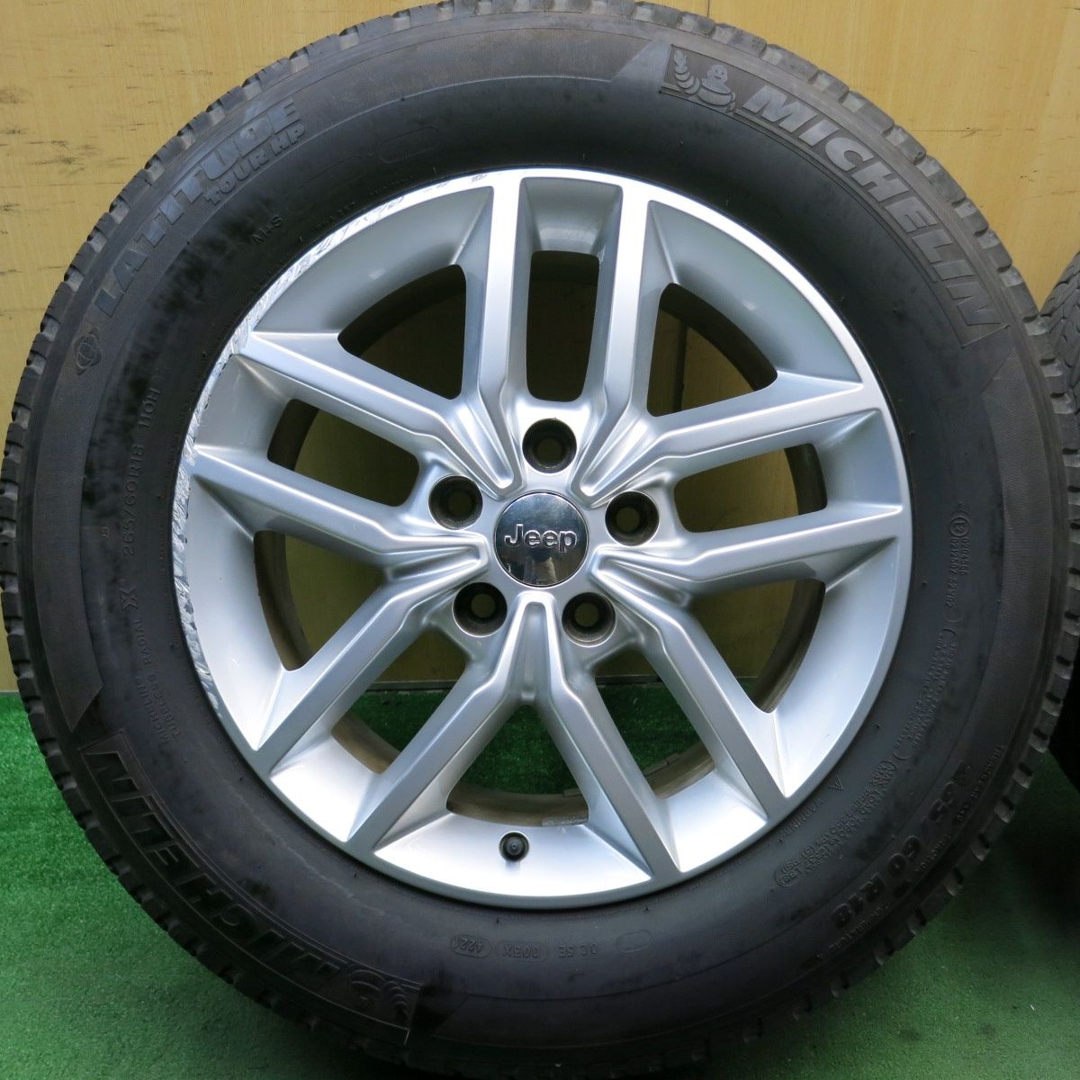 4本価格！21年☆JEEP ジープ グランドチェロキー 純正 265/60R18 