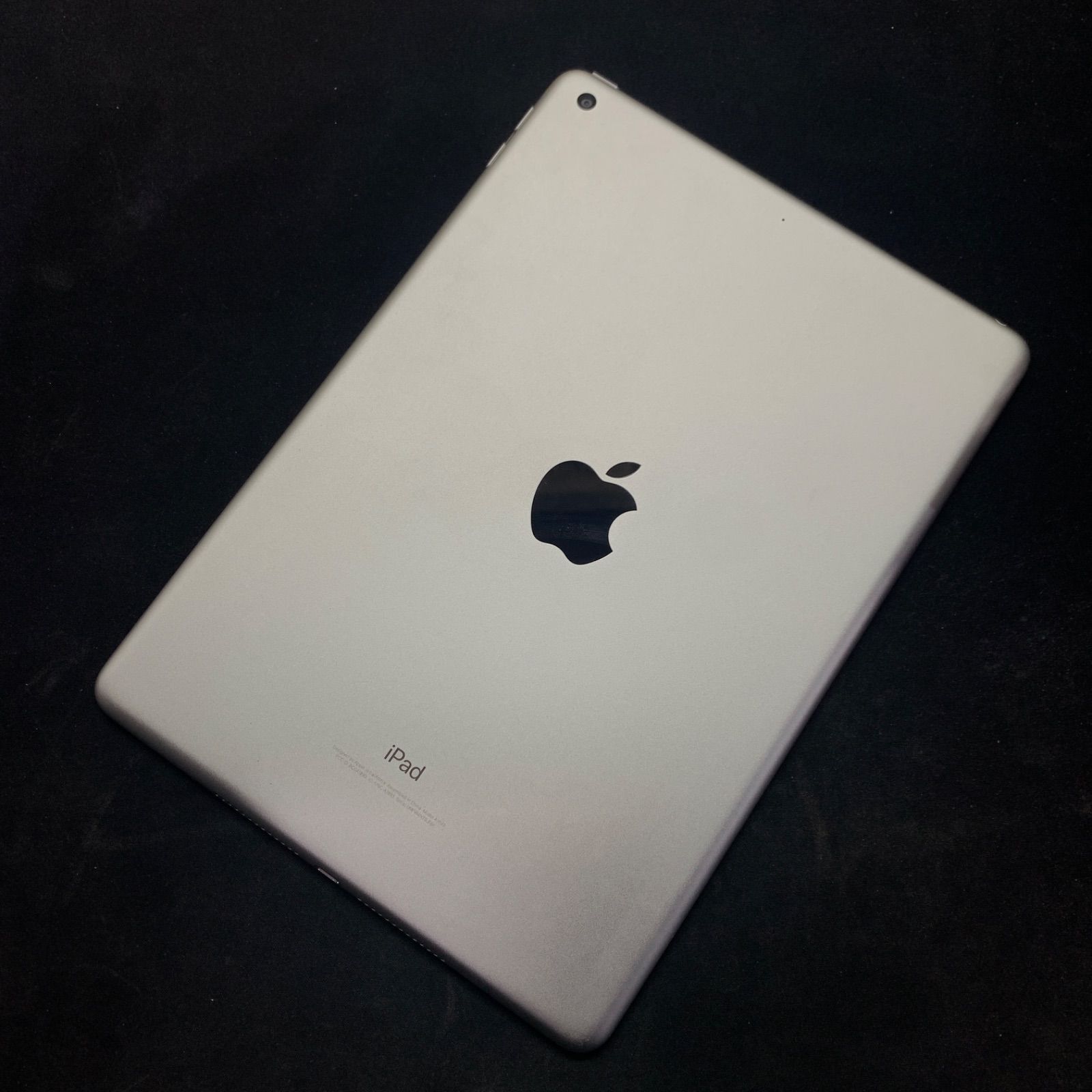 品】Wi-Fi版 iPad 6 32GB シルバー 【公式通販】