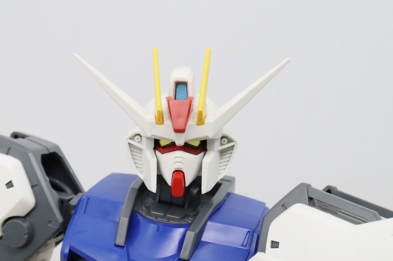 ○ 塗装 改造用にいかがですか｜ストライクガンダム｜BANDAI バンダイ 