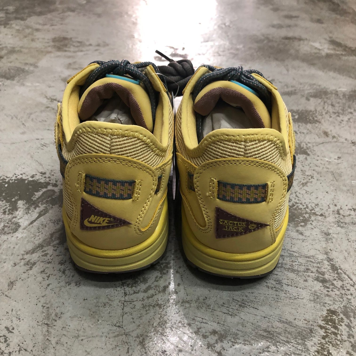 国内正規 新品 Travis Scott Nike Air Max 1 CACT.US Gold コラボ エアマックス1 スニーカー カクタス  ゴールド ナイキ トラビススコット 28cm 73897A1 - メルカリ