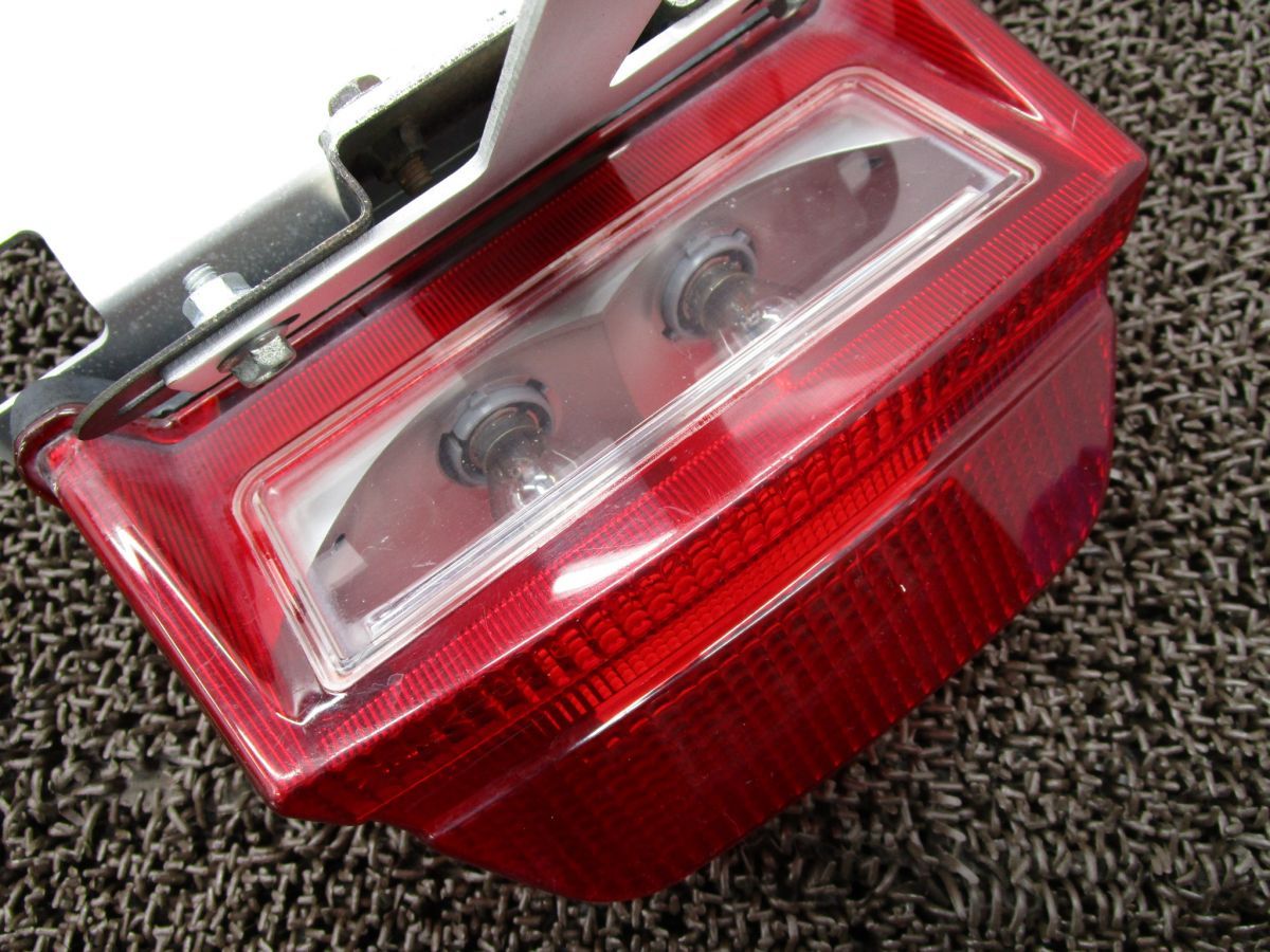 フェンダーレス テールランプ