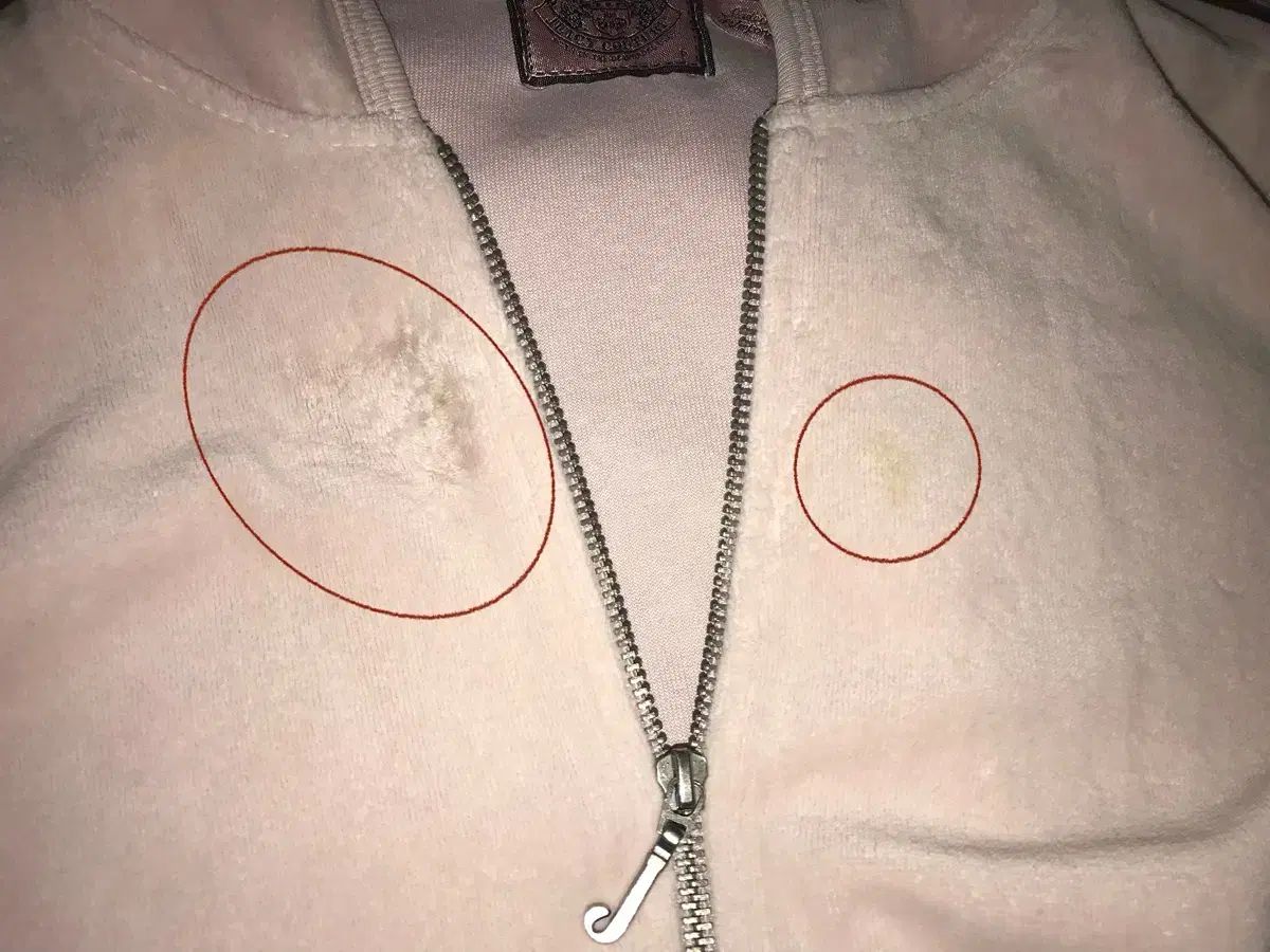 JUICY COUTURE ジューシークチュール ベロア 必須アイテム ジップアップ ペールピンク