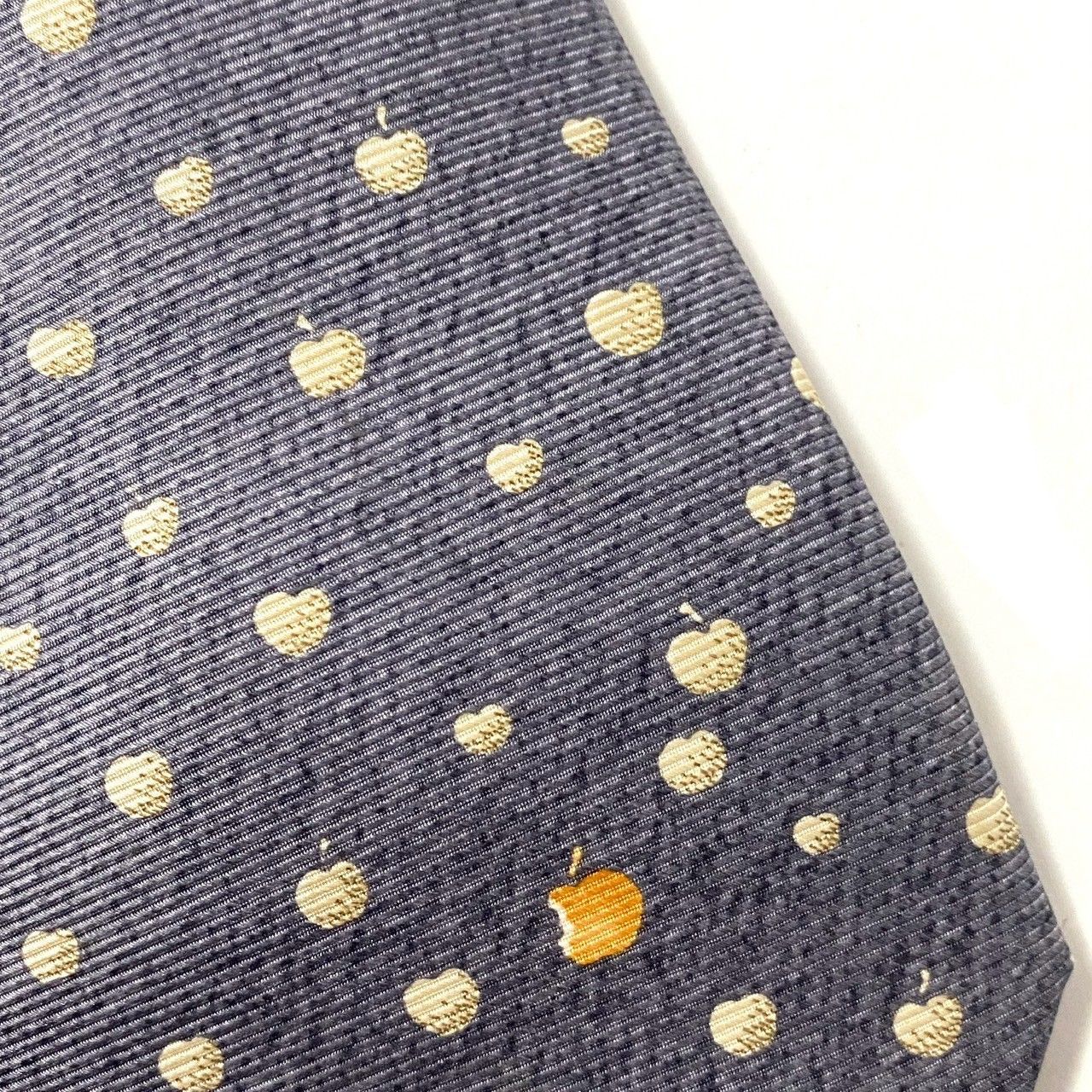 BVLGARI】ネクタイ SILK/シルク 100% セッテピエゲ グレー系