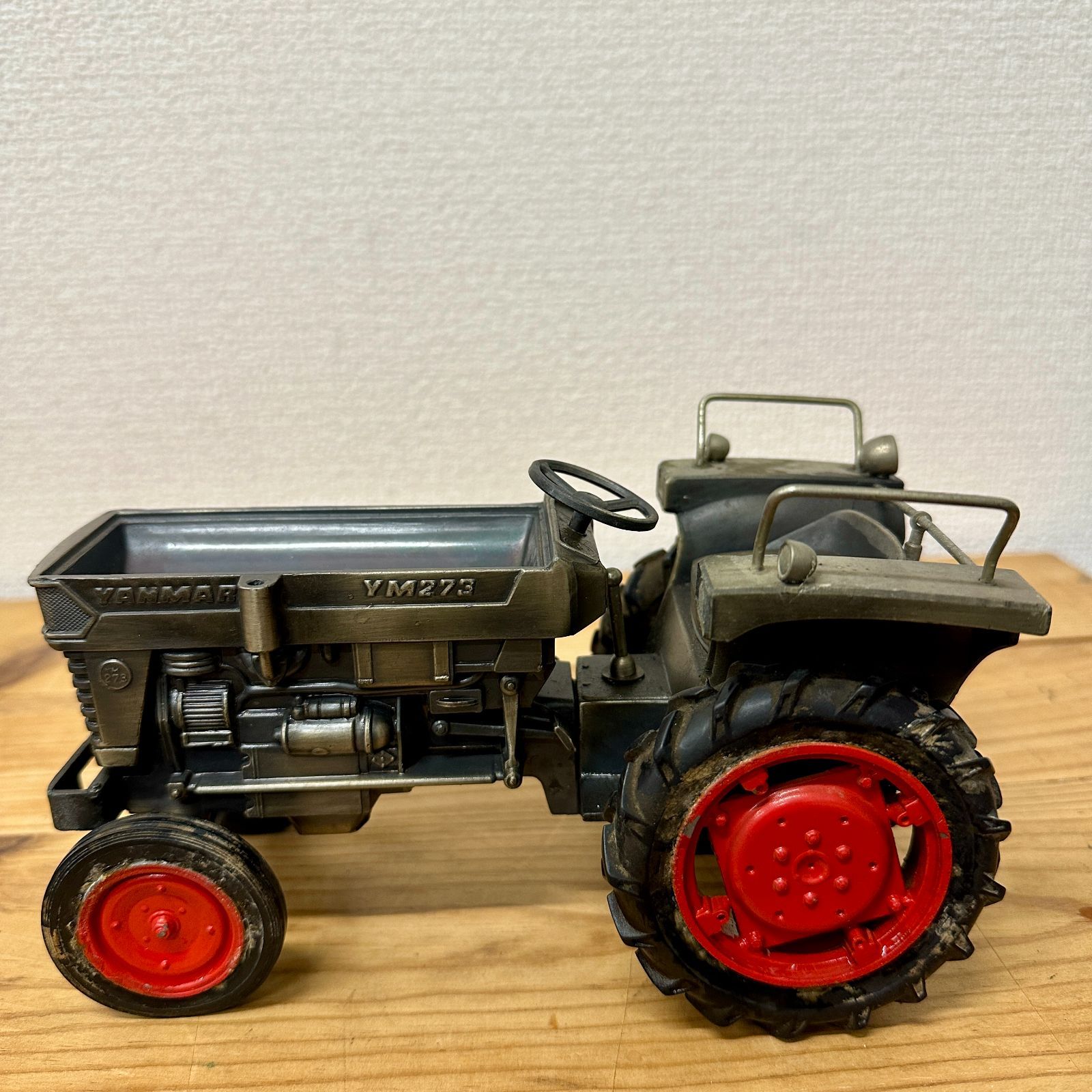 ヤンマー 1968年 YM273 トラクター シガレットケース ミニチュア ヤンマー 1968年 YM273 トラクター シガレットケースor ミニチュア