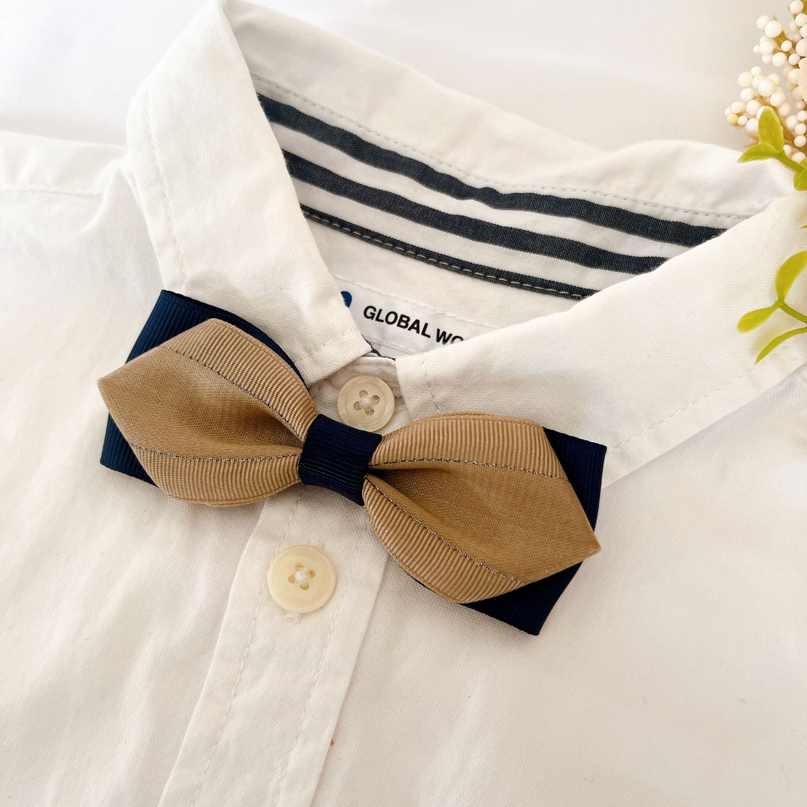 七五三や結婚式などに✳︎ハンドメイド✳︎蝶ネクタイ　ブラウンチェック 匿名配送】キッズ蝶ネクタイ ネイビー×ブラウン 七五三 結婚式 発表会