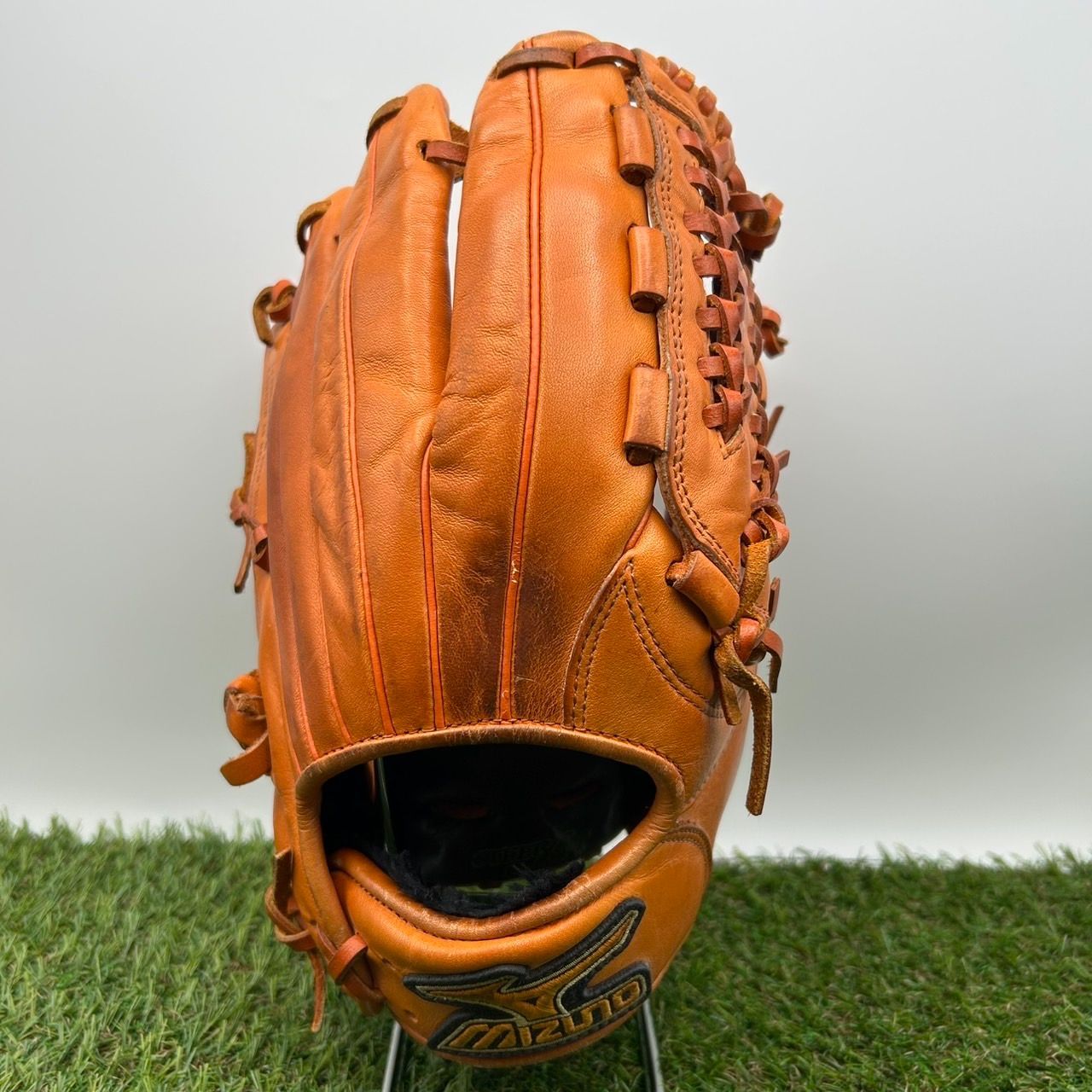 M0643) Mizuno ミズノ Gachi ガチ 大人用 軟式 内野手用 グローブ 中古品