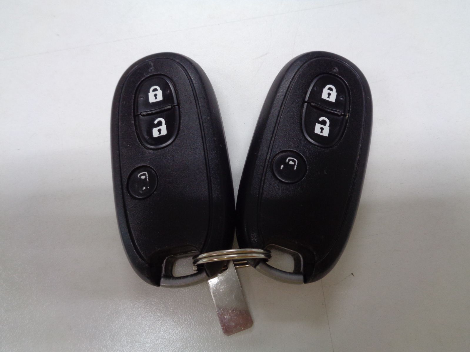 スズキ スマートキー キーレス 007-AA0080 TWB1J723 3ボタン 2個セット