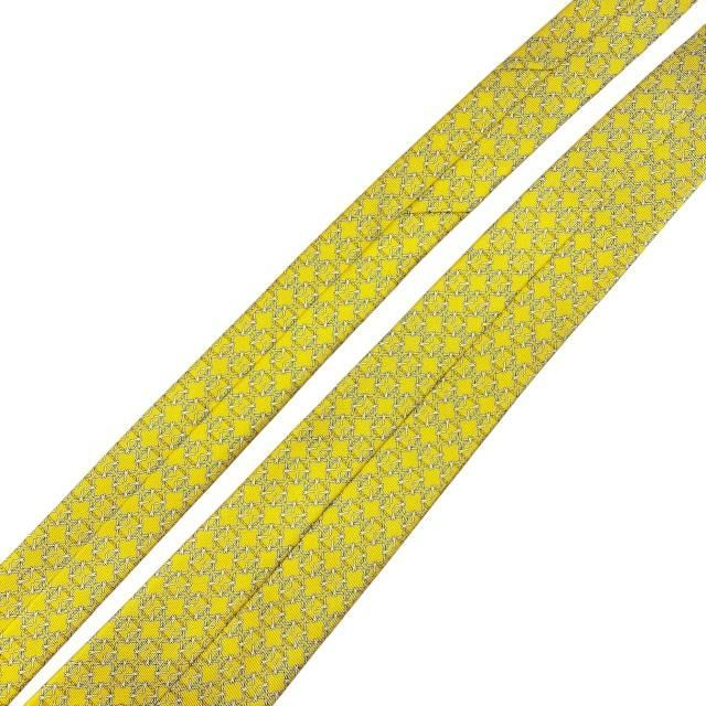 【未使用タグ付き】フェラガモ ネクタイ 金魚&小花柄シルク ラインイエロー 未使用タグ付き】フェラガモ ネクタイ 金魚&小花柄シルク ライン