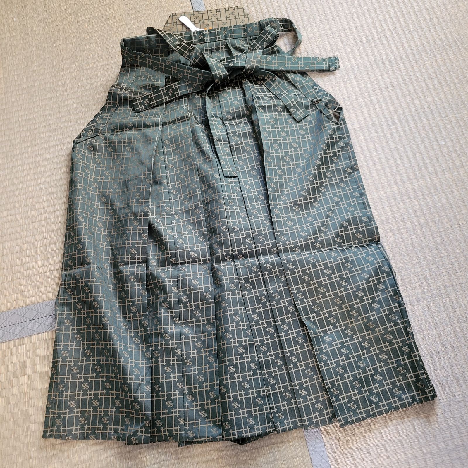 昔の着物 袴 ポリエステル リメイク B97