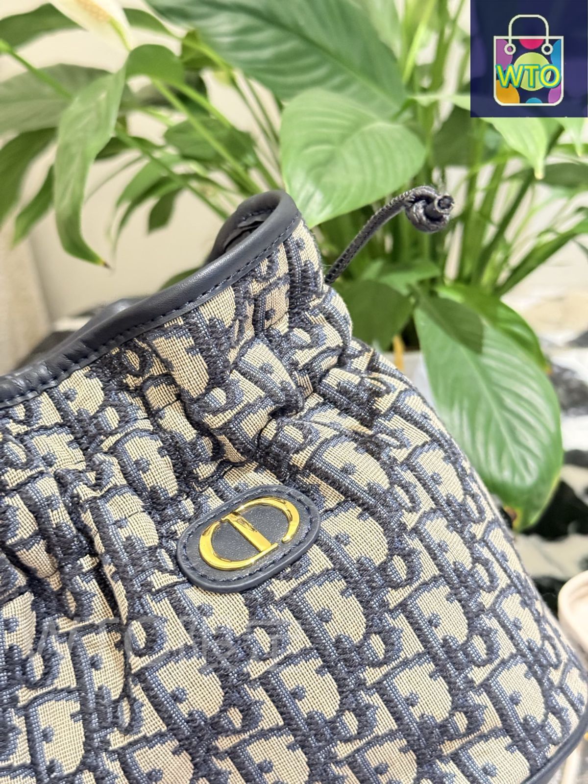 今日特価】DIOR バケットバッグ 2025 New Model-WTO輸入3 - メルカリ