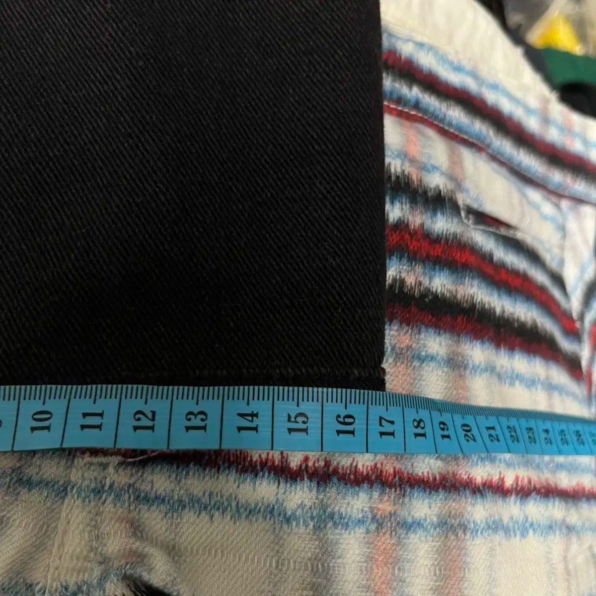 スキニー ズボン