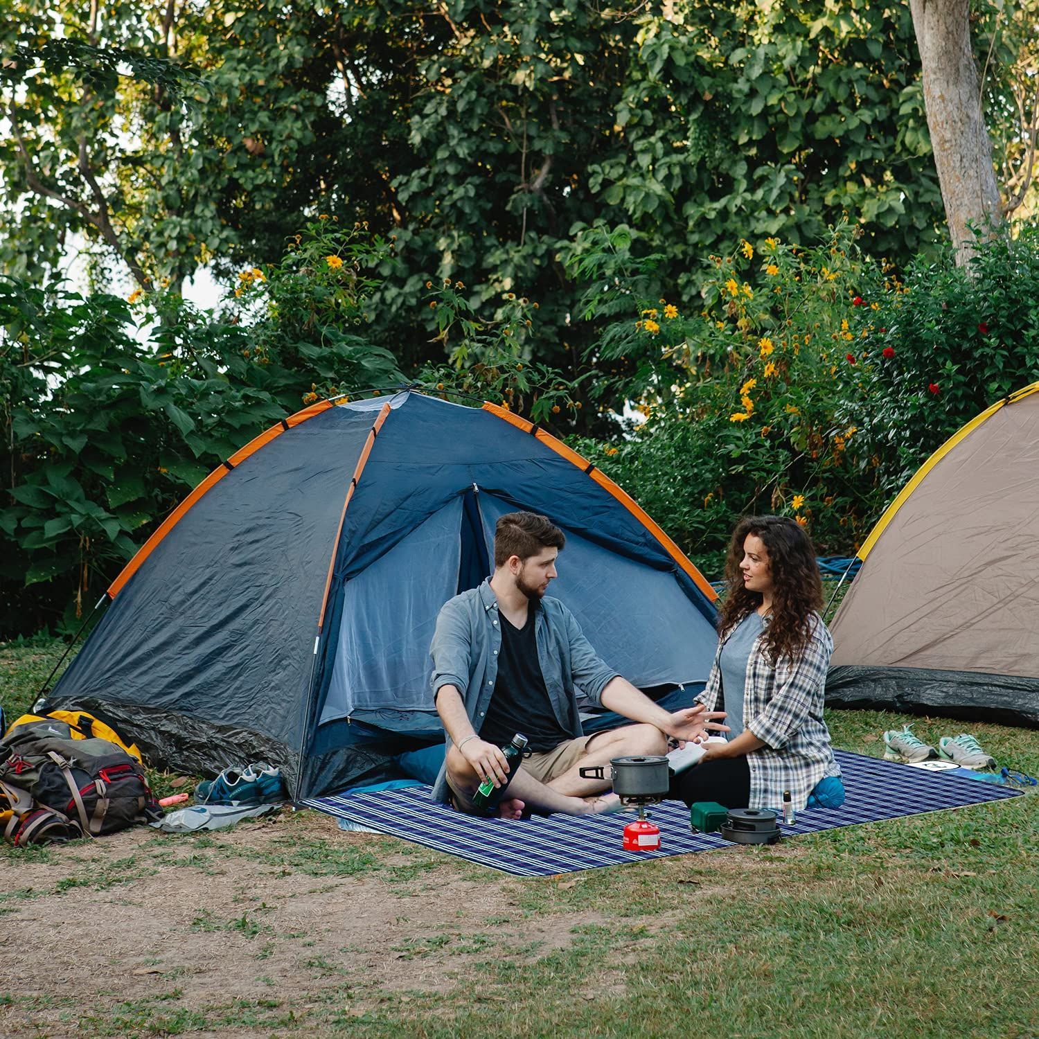 ピクニックマット 簡単収納 軽量 折り畳み 携帯便利 防水 運動会 キャンプ 遠足 レジャーシート 紺色 OLIVEOS_COM_TR