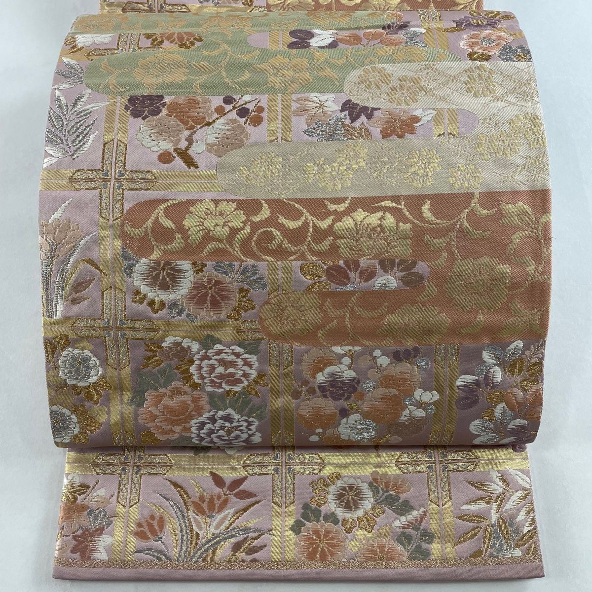 袋帯 秀品 菊 草花 金銀糸 箔 薄ピンク 六通 正絹 【中古