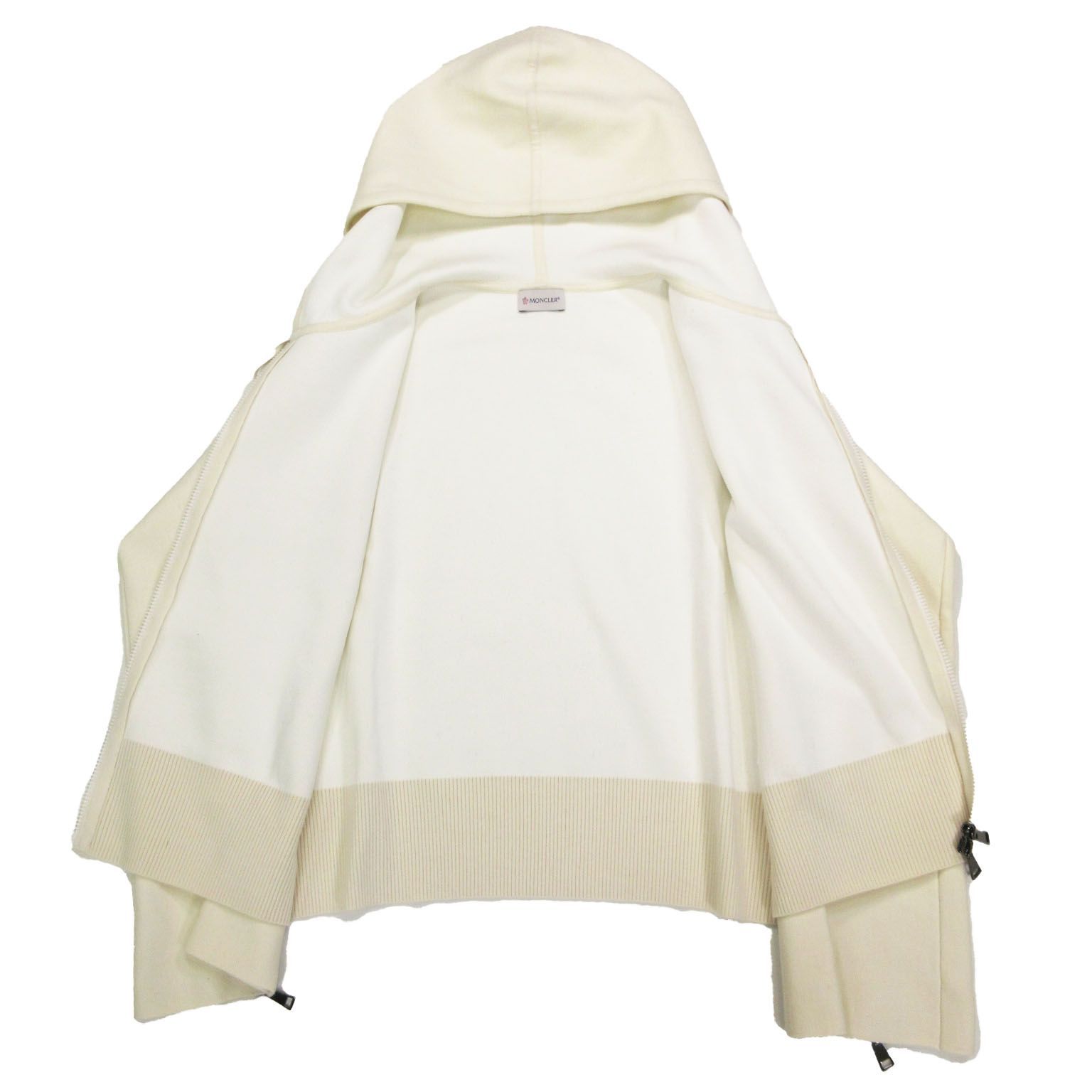 MONCLER モンクレール ニット ジップアップ パーカー 袖ワッペン ファスナー アイボリー サイズM レディース G20939B00003 MONCLER モンクレール ニット ジップアップ パーカー 袖ワッペン