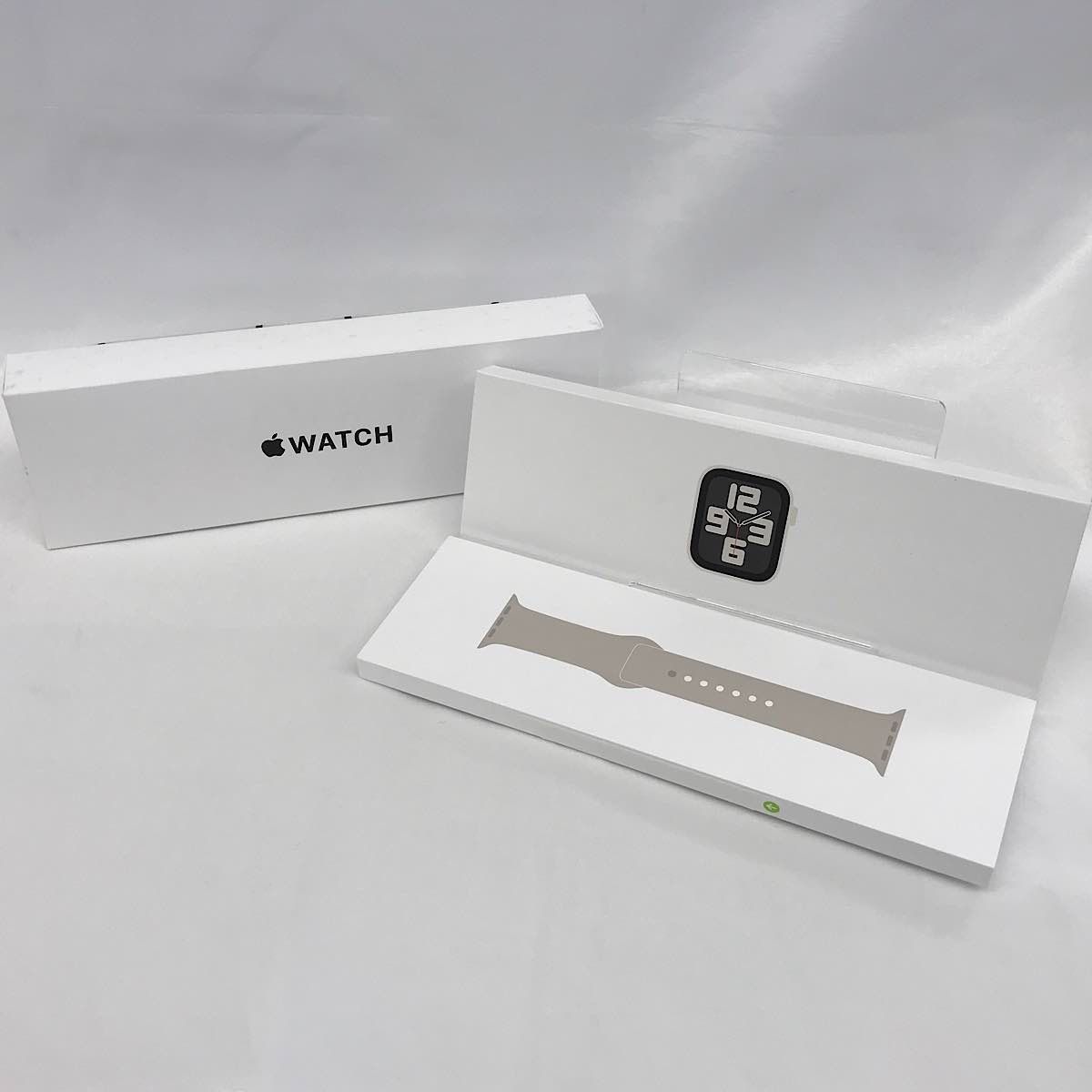 新品未開封品』 Apple Watch SE(Gen2) 40mm スターライト GPSモデル 