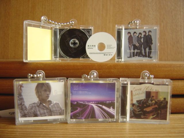 ♯Fui29BC東方神起ミニチュアCDコレクション10種 ガシャポン